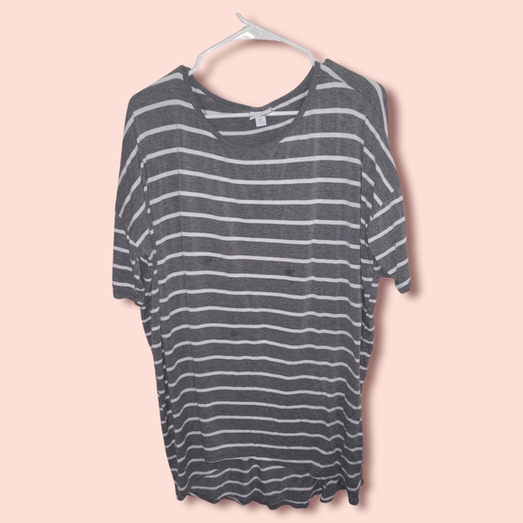 XL Irma Lularoe - Picture 1 of 2